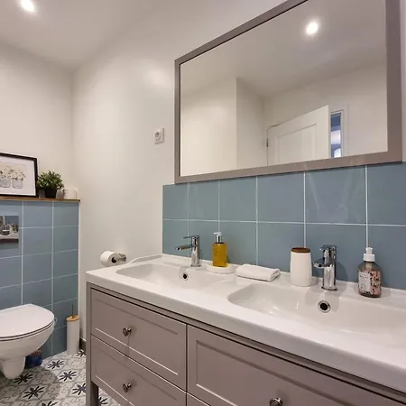 Le Magnolia Terrace & Private Parking Sleeps 6 בית נופש