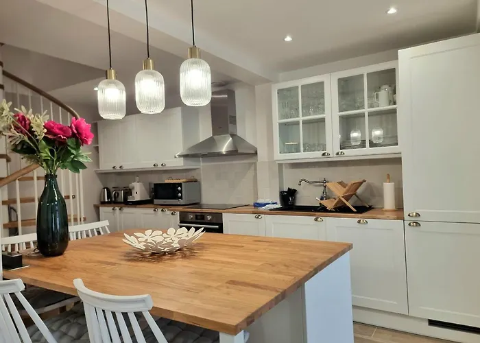 Le Magnolia Terrace & Private Parking Sleeps 6 בית נופש הונפלר