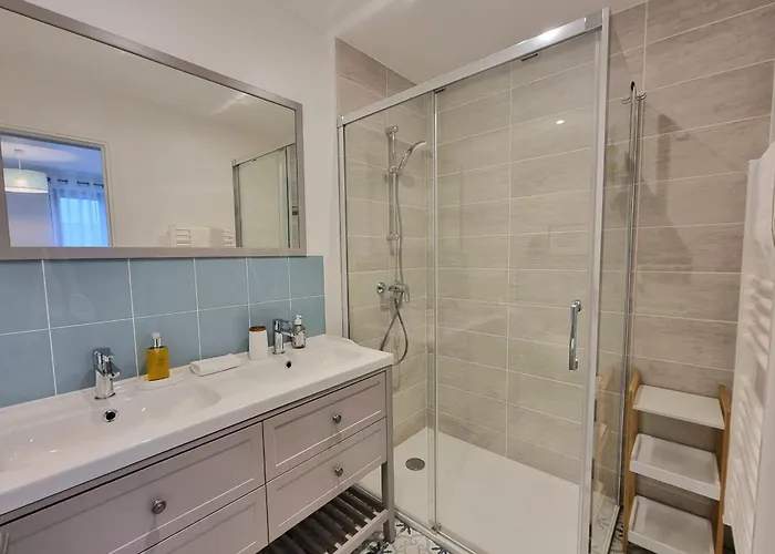 Le Magnolia Terrace & Private Parking Sleeps 6 * הונפלר