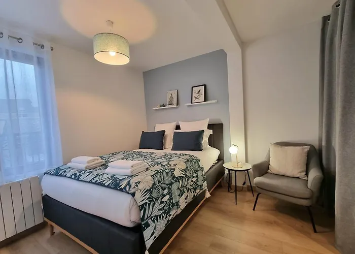 Le Magnolia Terrace & Private Parking Sleeps 6 *